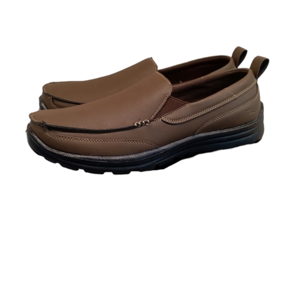 Men's Deer Stag slip on brown loafers New in Box - SZ 9
